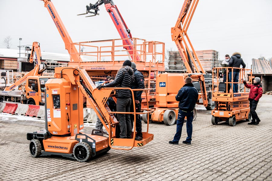 Jährliche Unterweisung für Arbeitsbühnen Jährliche Unterweisung für Arbeitsbühnen