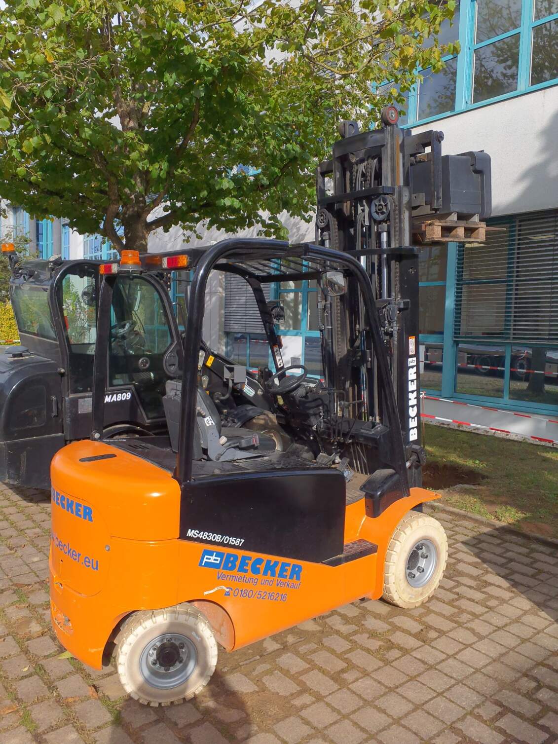 Manitou ME 430 S2 (01587)