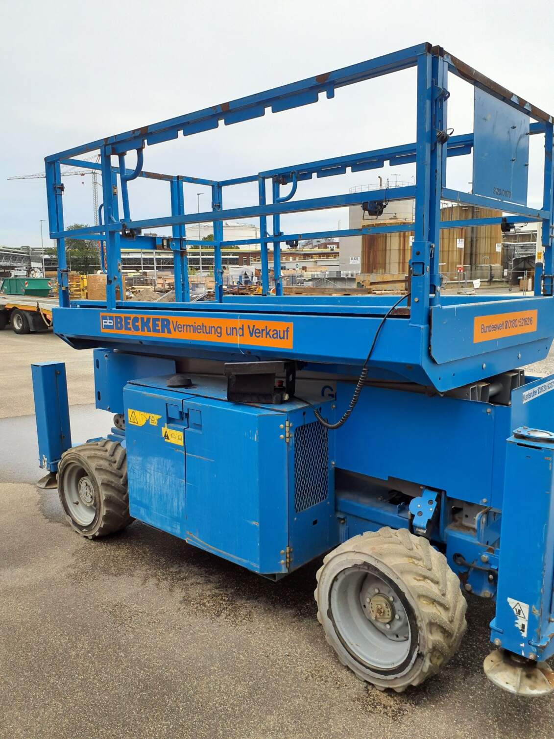 Genie GS 3369 RT Scissor Lifts (01170)